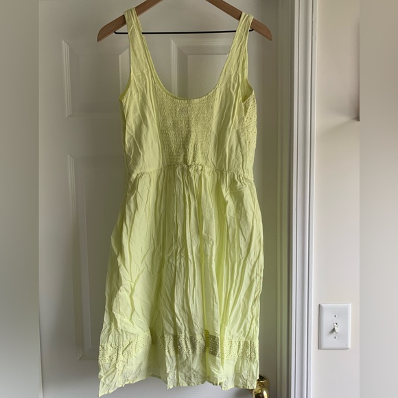 Old Navy Citron Eyelet Sundress - Picture 6 of 8